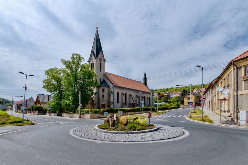 Prodej stavebních pozemků Libušín